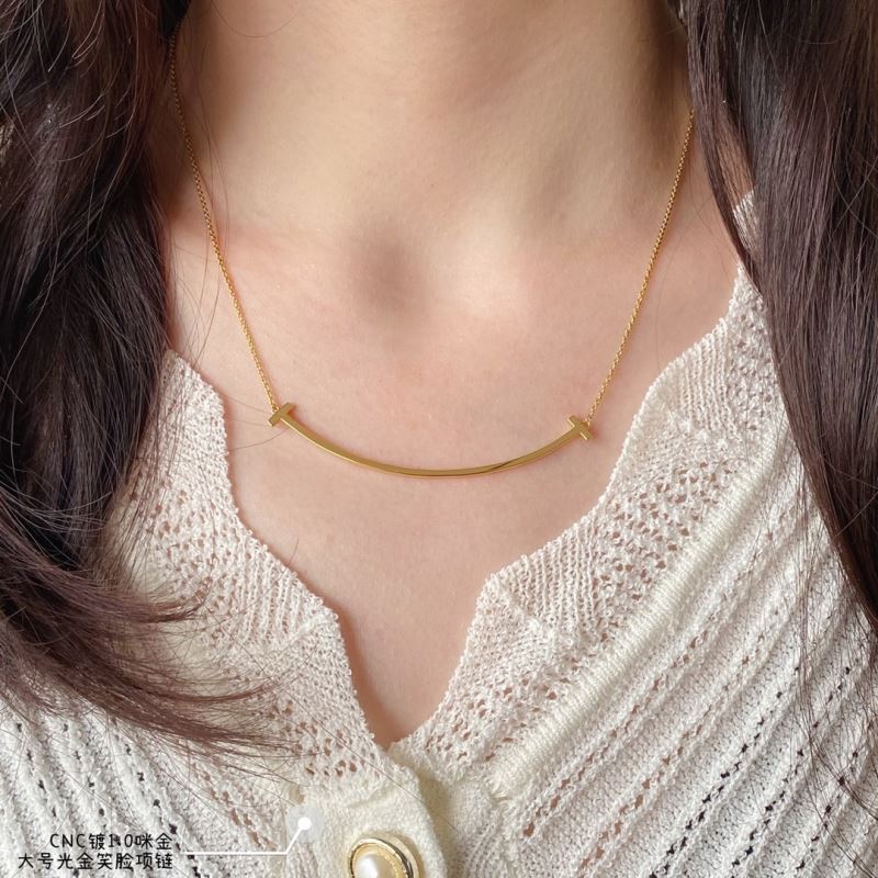 T*f*ny necklaces